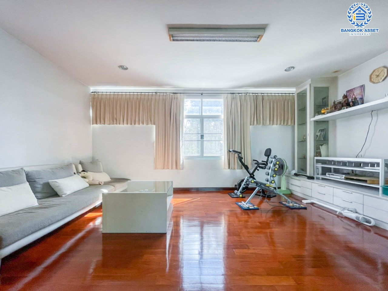 *****บ้านเดี่ยวมือสอง ซอยนาคนิวาส37 หลังใหญ่ เนื้อที่ 99 ตร.ว. ฟังก์ชัน 4 ห้องนอน 3 ห้องน้ำ 3 ที่จอดรถ บนทำเลใจกลางเมือง! เชื่อมต่อทั้ง ถ.ประเสริฐมนูญกิจ, ถ.ลาดพร้าว, ถ.รามอินทรา ใกล้ The Walk เกษตรนวมินทร์, ทางด่วน"ฉลองรัช"